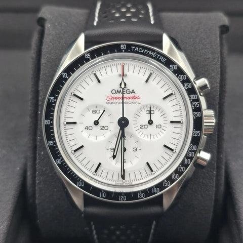 NEW 2025 Omega 310.32.42.50.04.002 Speedmaster Professional Moonwatch White Dial
