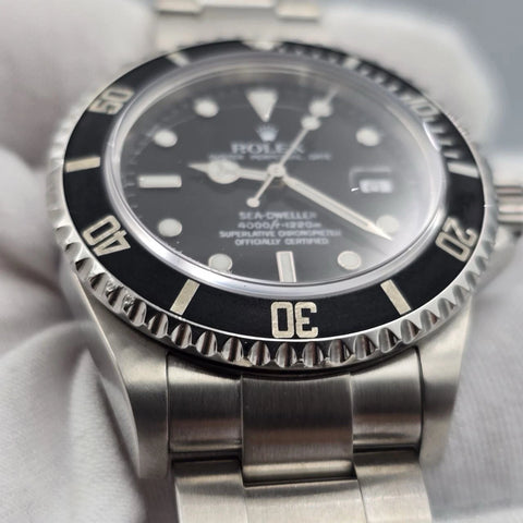 PAPERS 2005 Rolex Sea-Dweller 16600 Stainless Steel Black Dial 40MM Watch + RSC
