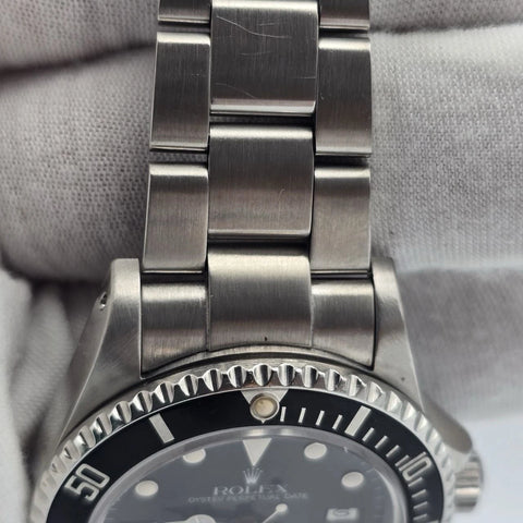 Rolex Sea-Dweller 16660 Triple Six Black Dial Steel Oyster 40mm Watch