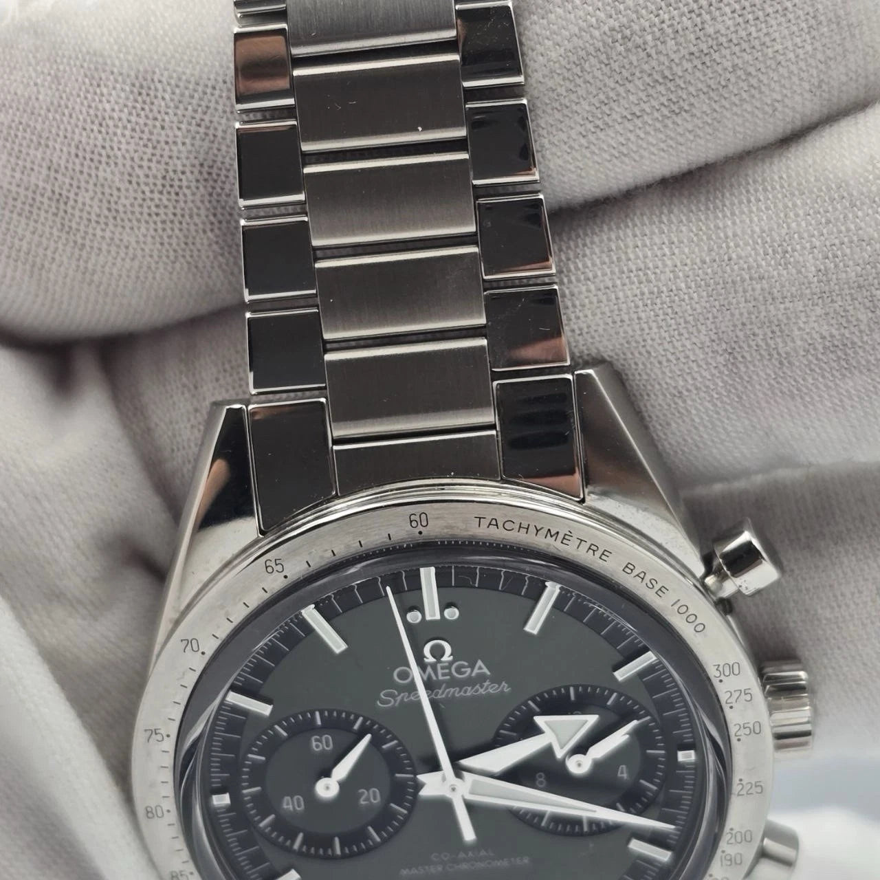 2023 PAPERS Omega Speedmaster '57 Green Dial Chronograph 332.10.41.51.10.001 BOX