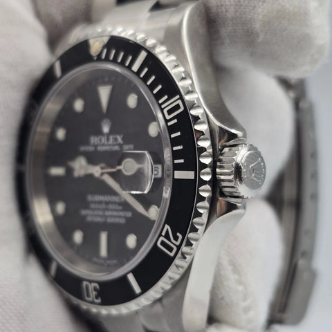 MINT PAPERS 2004 Rolex Submariner Date NO HOLES Black Dial 40mm Watch 16610
