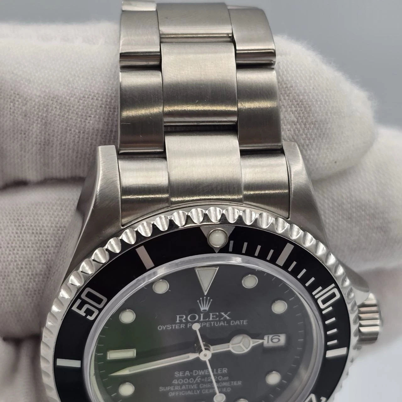 MINT PAPERS 2007 Rolex Sea-Dweller 16600 Stainless Steel Black Dial 40MM Watch