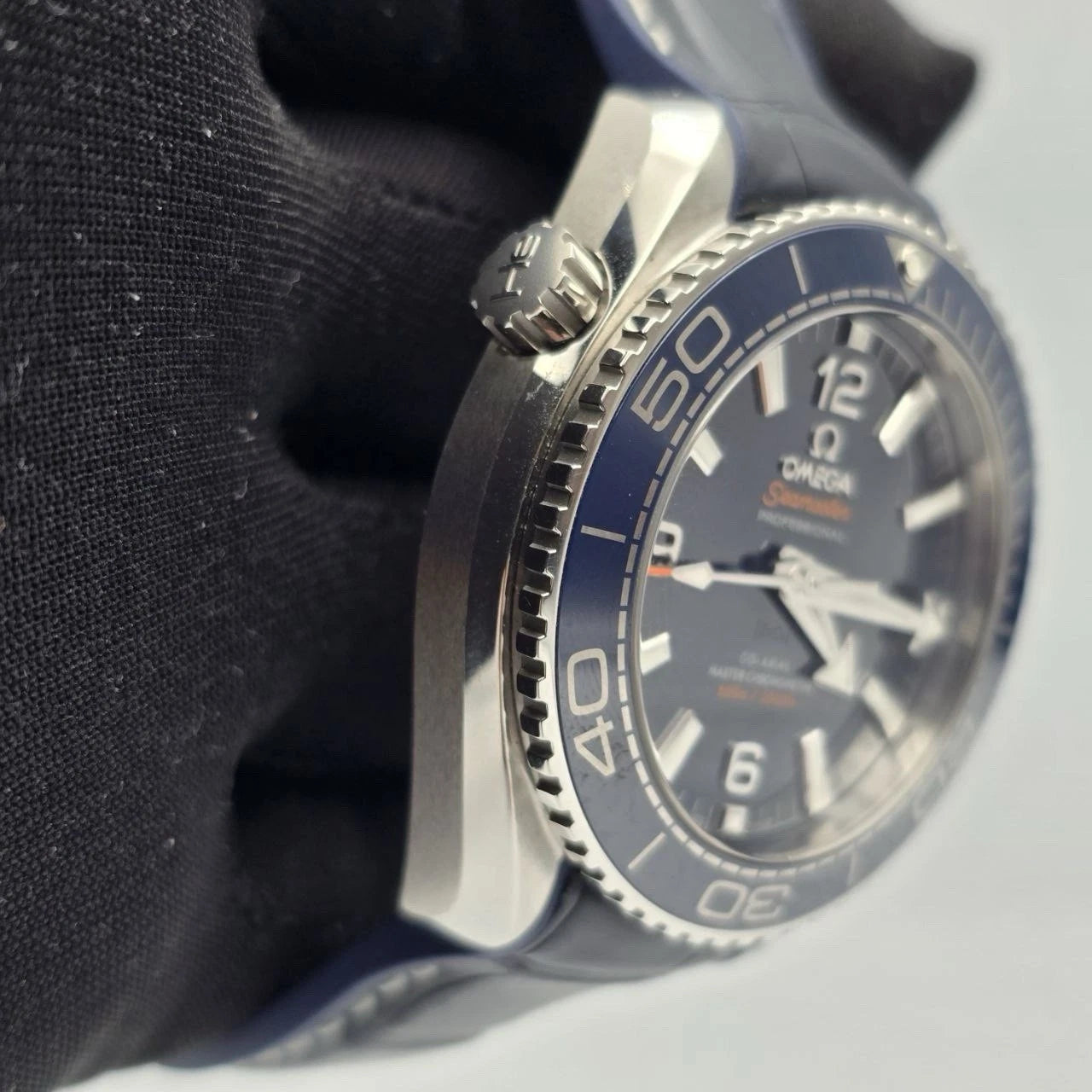 PAPERS 2024 Omega Seamaster Planet Ocean 600M 215.33.40.20.03.001 Watch BOX
