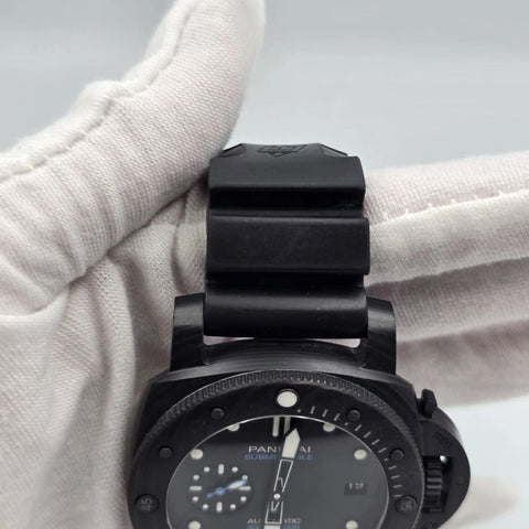 2025 PAPERS Panerai Submersible Carbotech Black Dial 42mm PAM02231 BOX