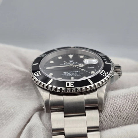 PAPERS 2003 Rolex Submariner Date 16610 Black Dial Stainless Steel Oyster 40mm