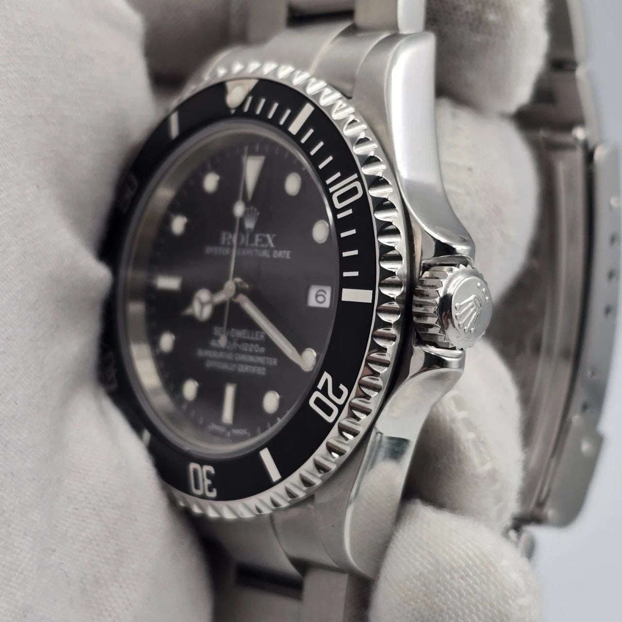 2005 Rolex Sea-Dweller 16600 Stainless Steel Black Dial 40mm Watch