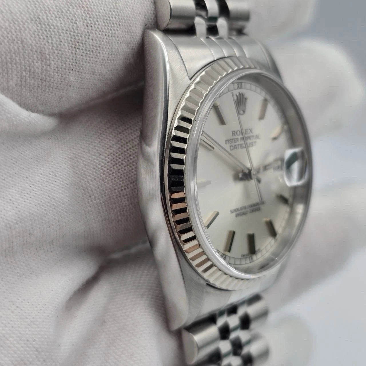 2005 Rolex Datejust Silver Dial Stainless Steel Jubilee 16234 36mm Watch