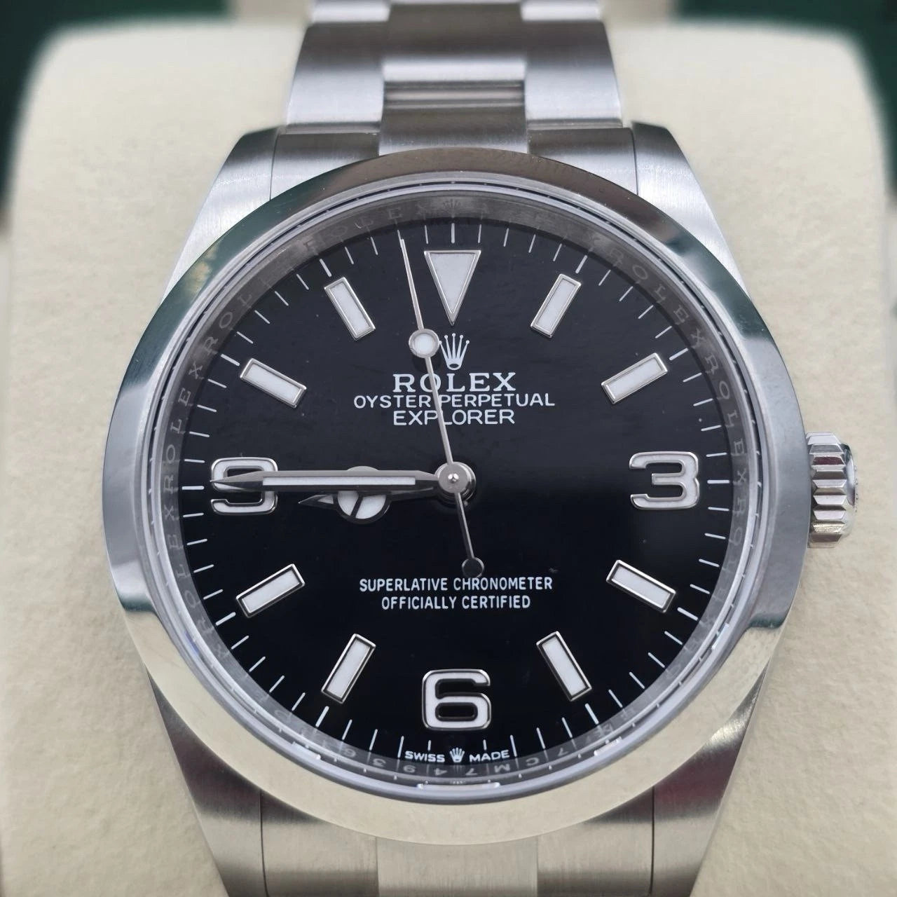 MINT 2025 PAPERS Rolex Explorer Black Dial Stainless Steel 36mm Watch 124270 BOX