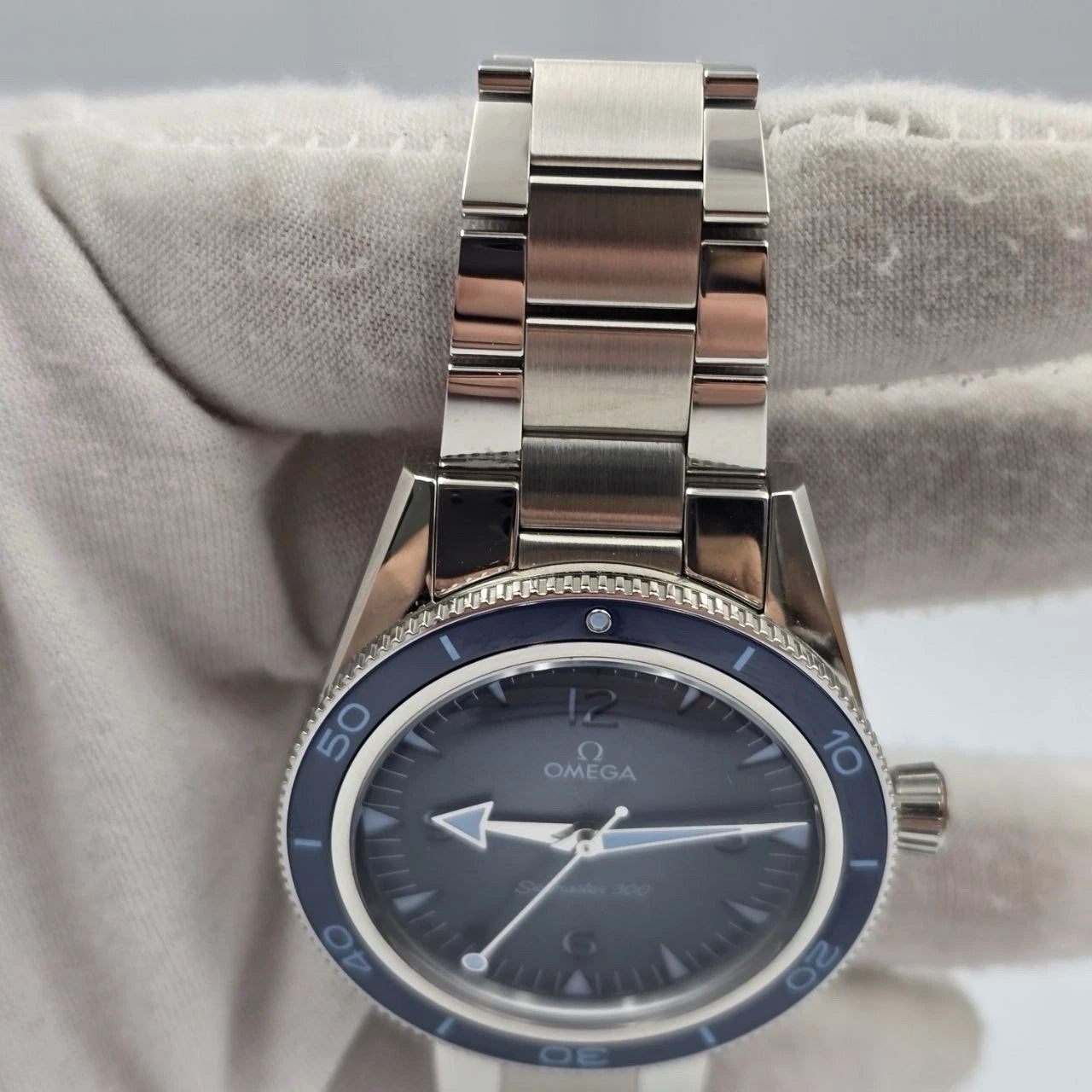 PAPERS 2024 Omega Seamaster Diver 300M Summer Blue 41mm 234.30.41.21.03.002 BOX