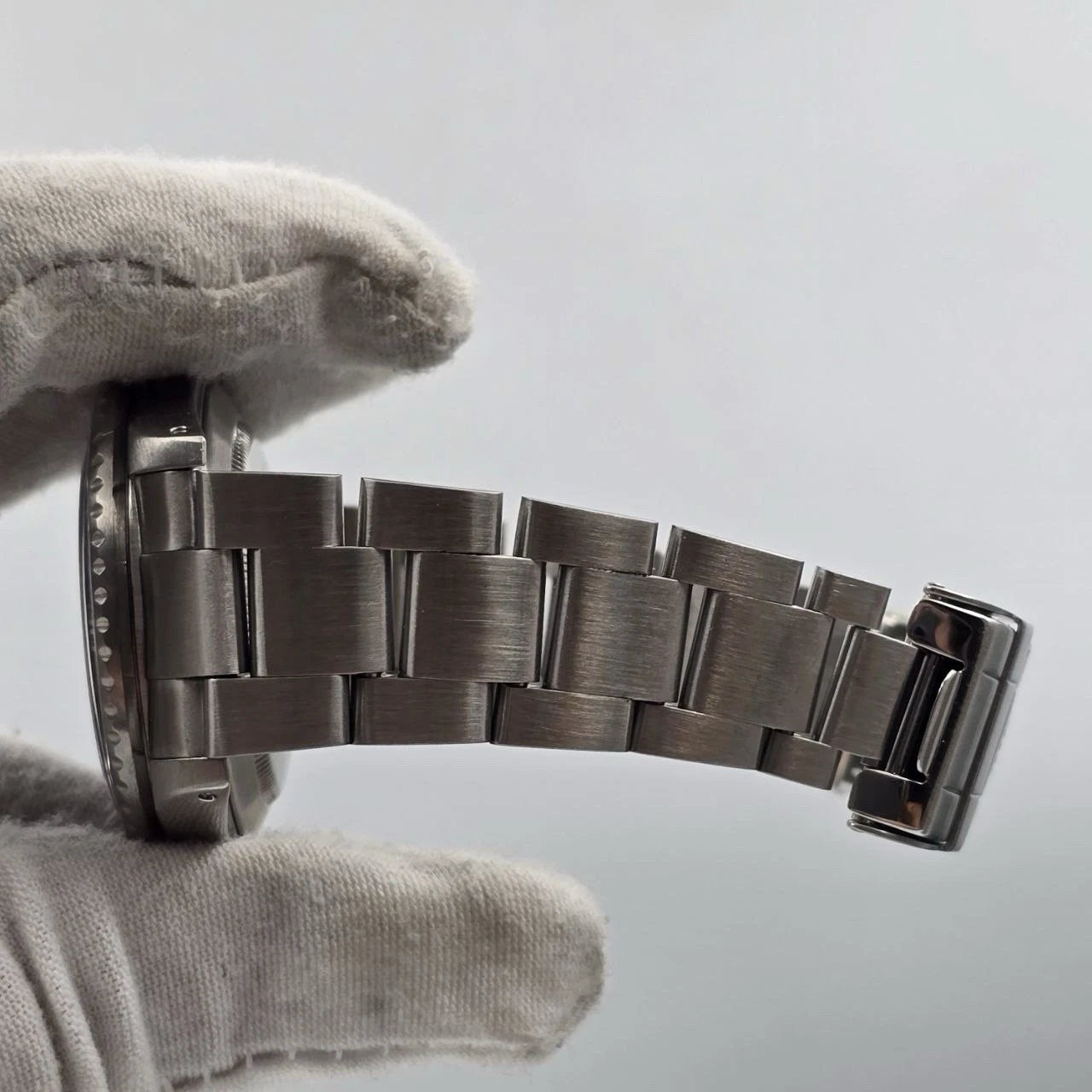 2001 Rolex Submariner Date 16610 Black Dial Stainless Steel Oyster 40mm