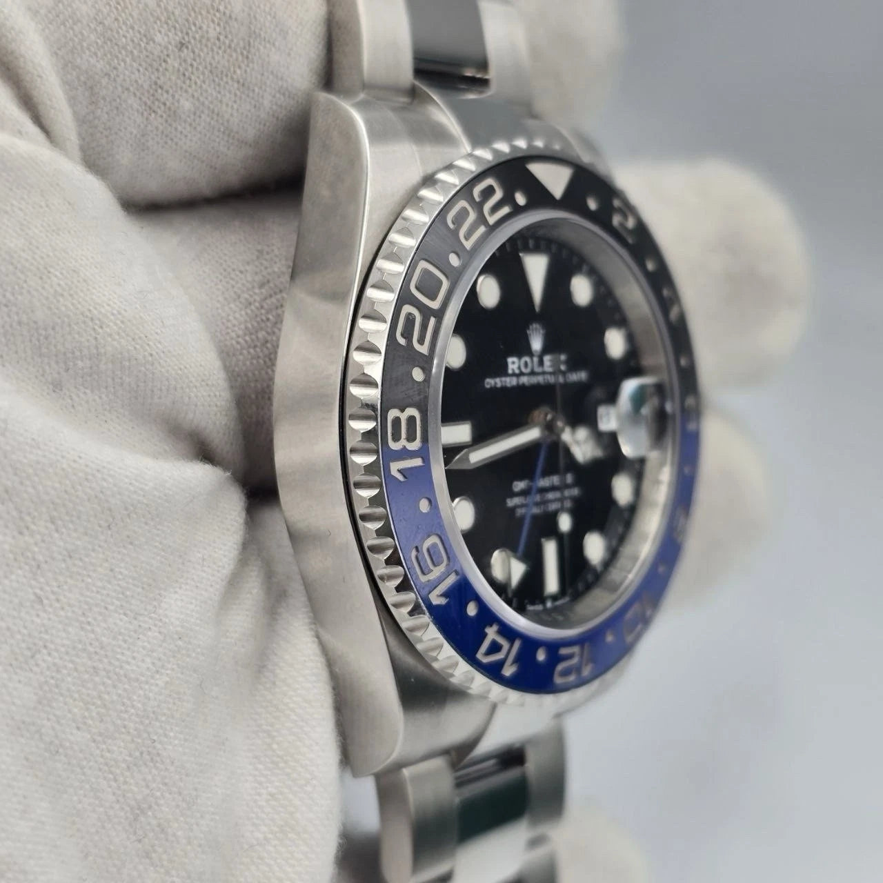 2022 PAPERS Rolex GMT Master II Batman Steel Oyster Bracelet 40mm 126710BLNR BOX
