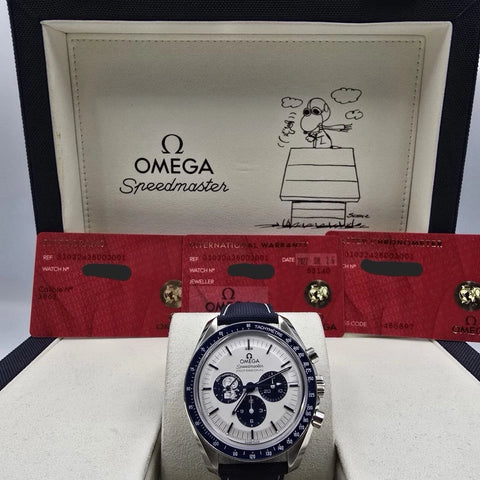 2022 OMEGA Speedmaster 50th Anniversary 310.32.42.50.02.001 Snoopy 42mm