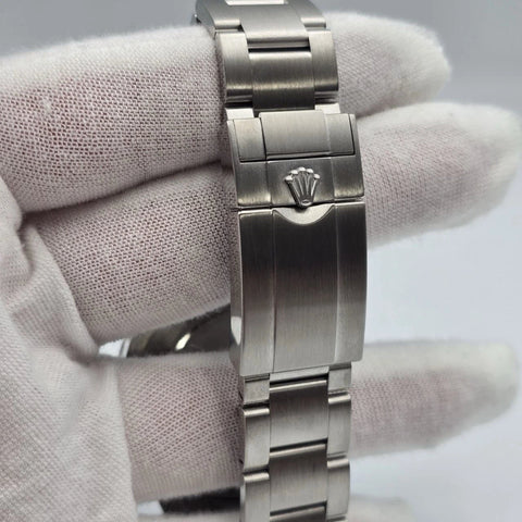 PAPERS 2024 Rolex Explorer II 42mm 226570 Stainless Steel Black Dial BOX