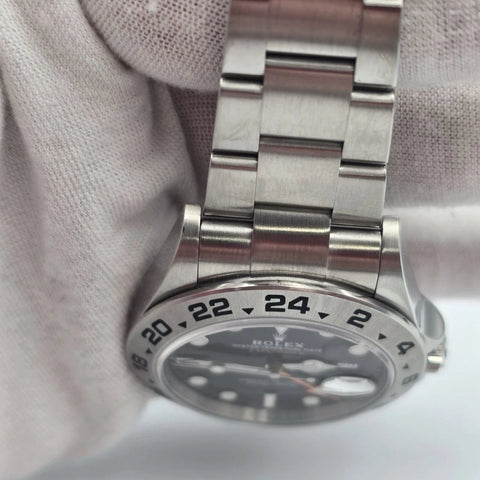 PAPERS 2023 Rolex Explorer II 42mm 226570 Stainless Steel Black Dial BOX