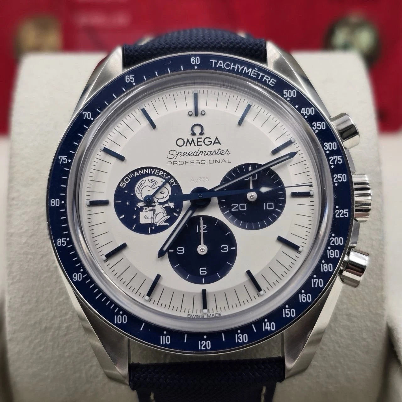 2022 OMEGA Speedmaster 50th Anniversary 310.32.42.50.02.001 Snoopy 42mm