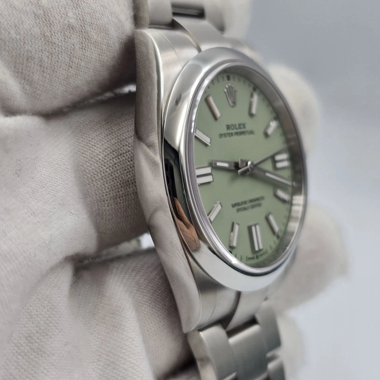 Rolex Oyster Perpetual 134300 Pistachio Dial