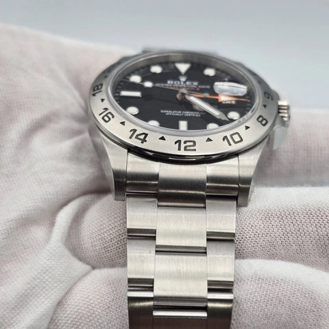 PAPERS 2024 Rolex Explorer II 42mm 226570 Stainless Steel Black Dial BOX