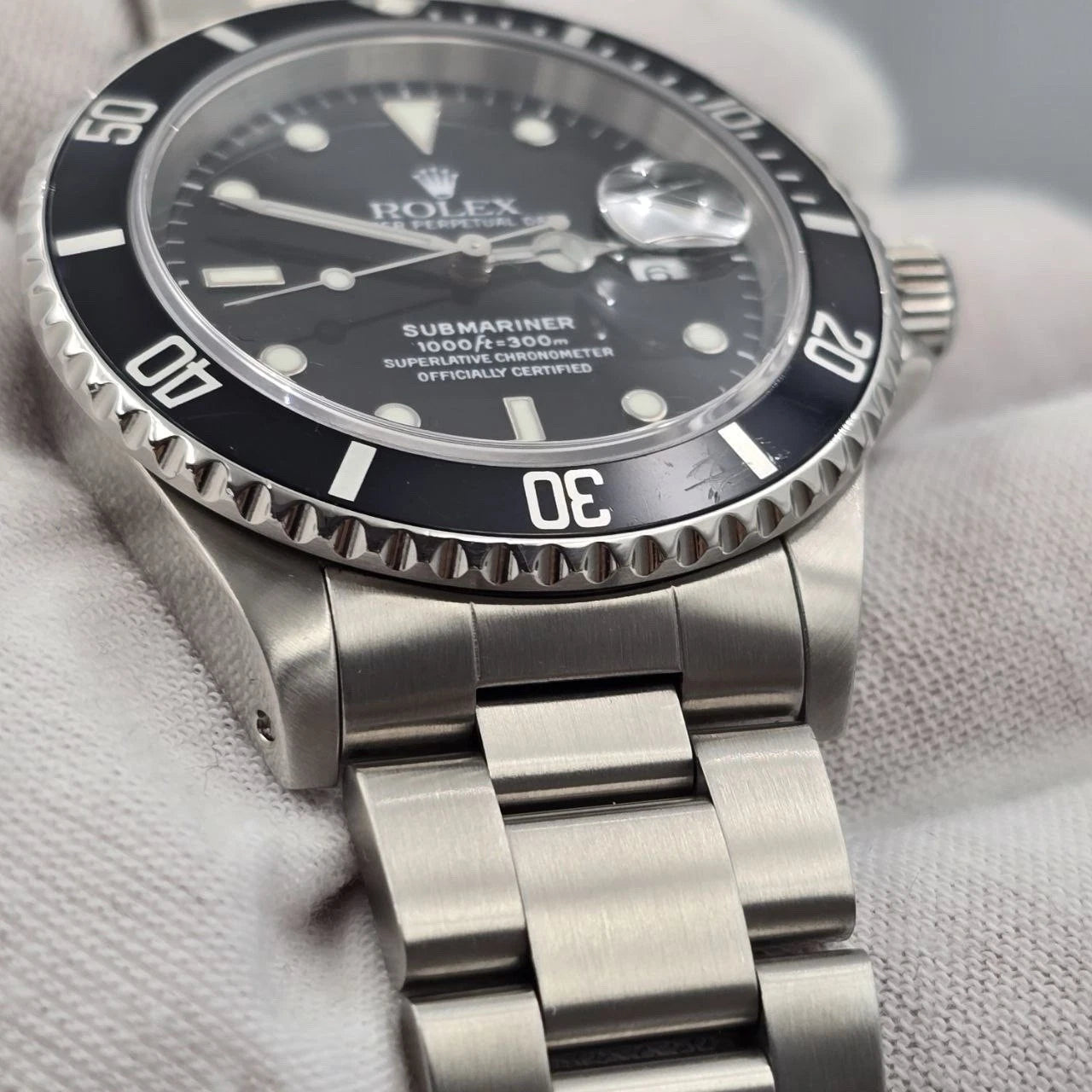 Rolex Submariner Date 16610 Black Dial Stainless Steel Oyster 40mm