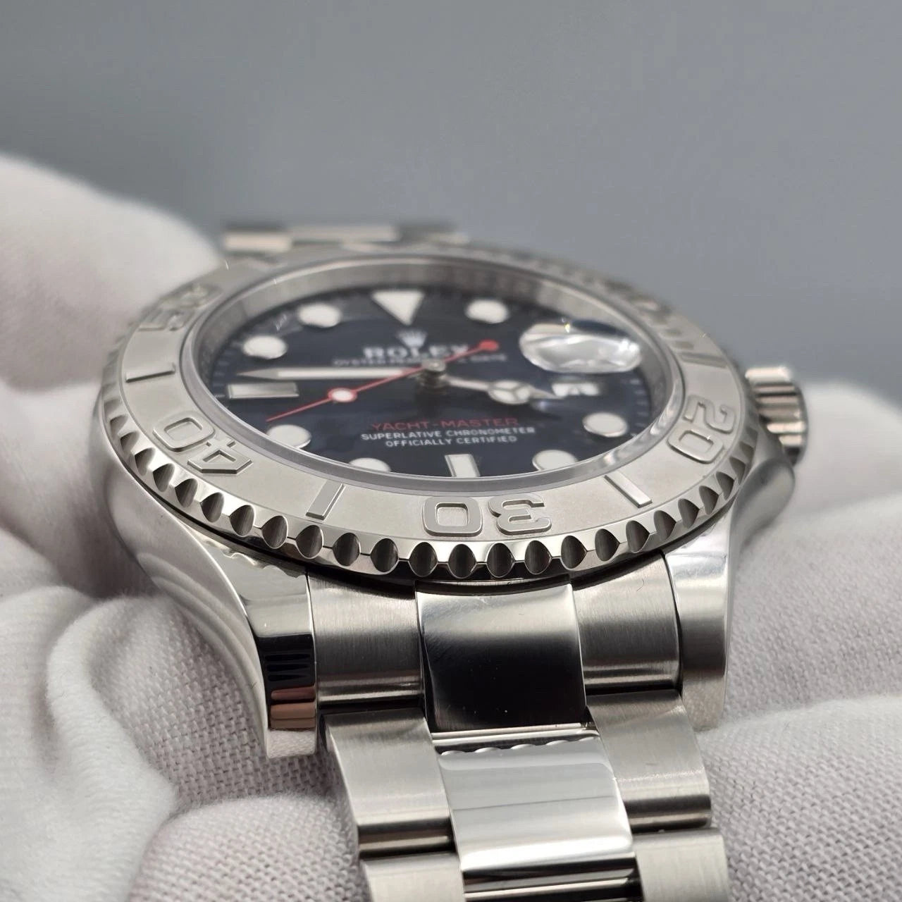 PAPERS 2024 Rolex Yacht-Master 40mm “Captain America” Blue Dial 126622 BOX