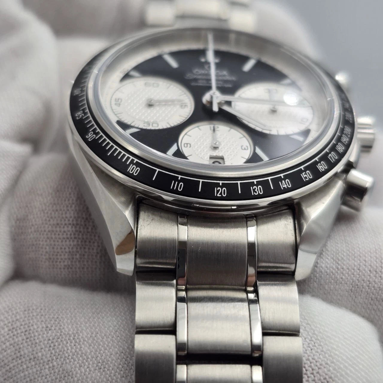 2024 Omega Speedmaster Racing Automatic 40mm Men's Watch 326.30.40.50.01.002 B+P