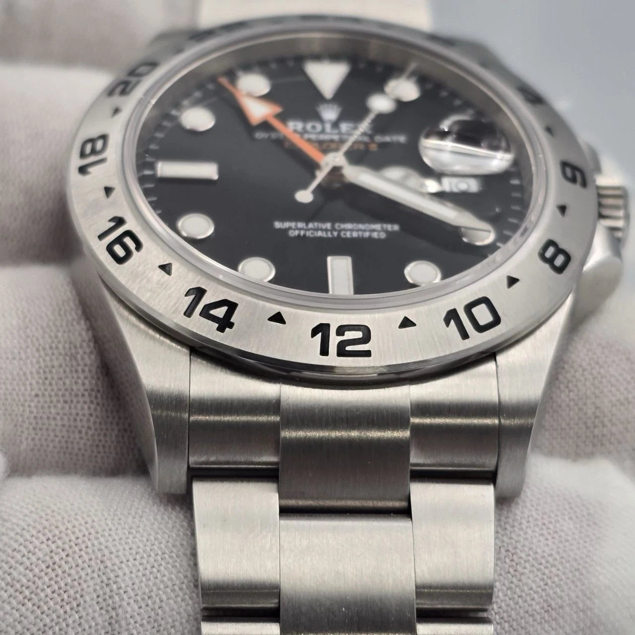 PAPERS 2023 Rolex Explorer II 42mm 226570 Stainless Steel Black Dial BOX