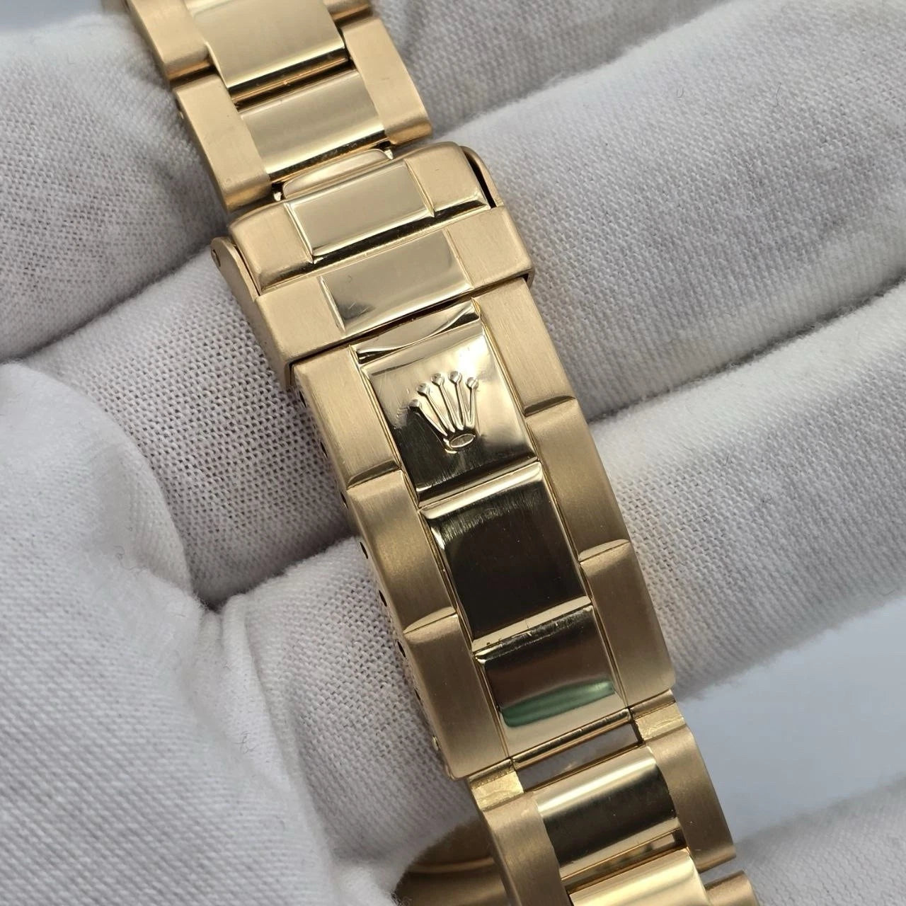 PAPERS Rolex Submariner Date Blue Yellow Gold 40mm Watch 16618 Watch BOX