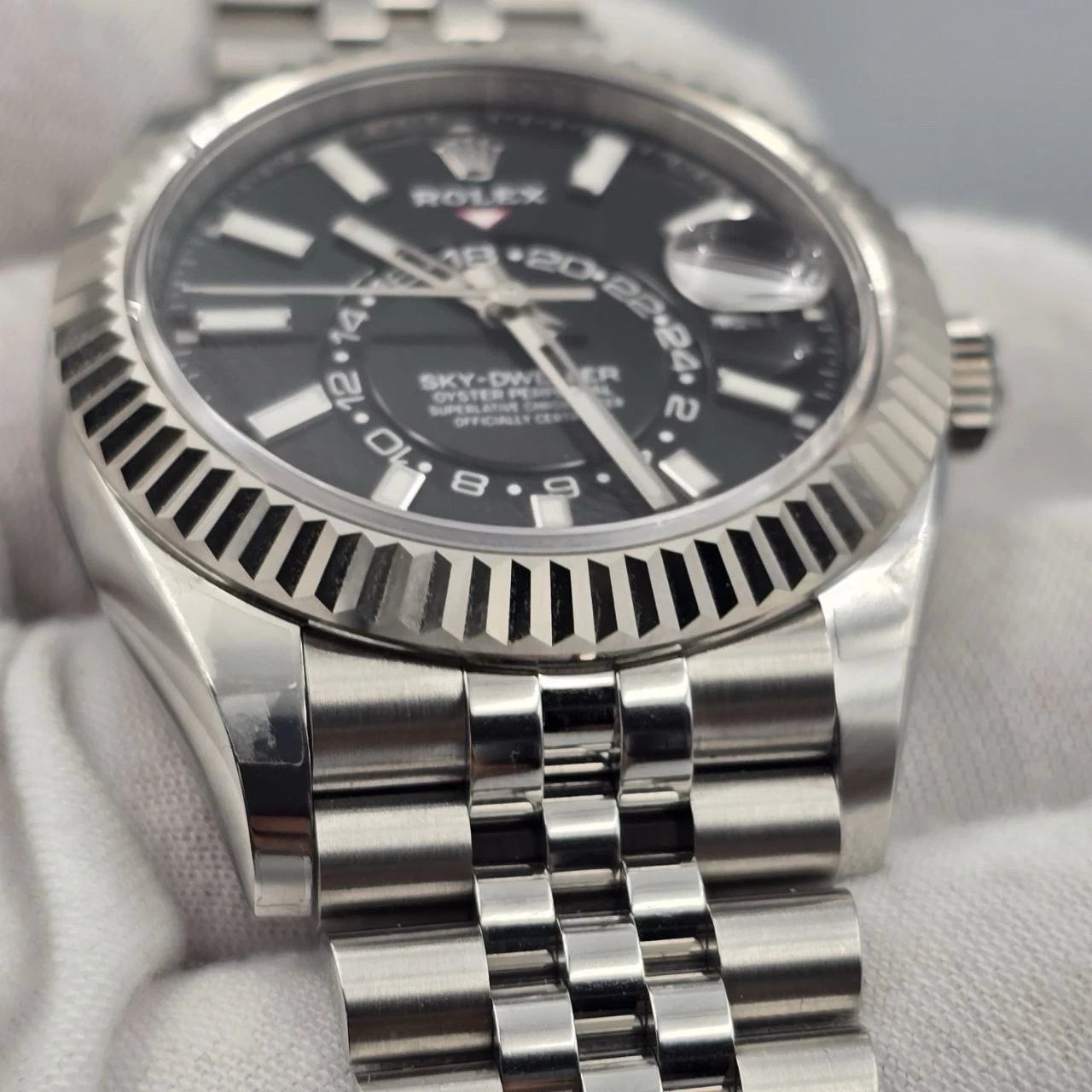 MINT 2023 PAPERS Rolex Sky-Dweller 42mm Black Dial Jubilee Bracelet 336934 BOX