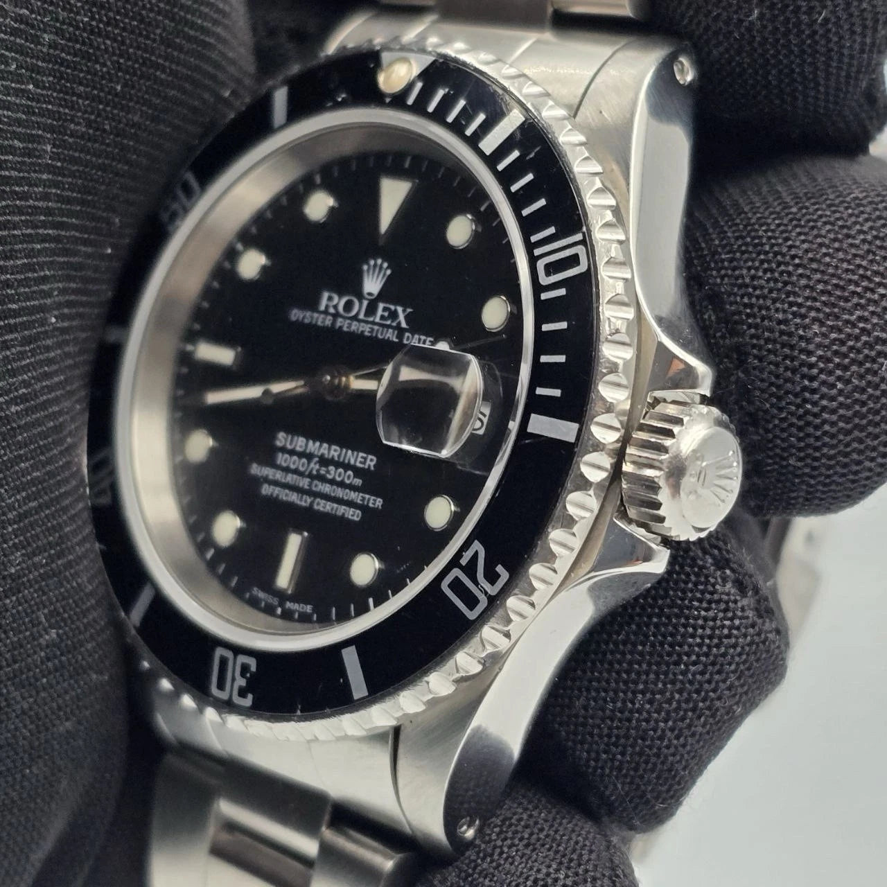 Rolex Submariner Date 16610 Black Dial Stainless Steel Oyster 40mm