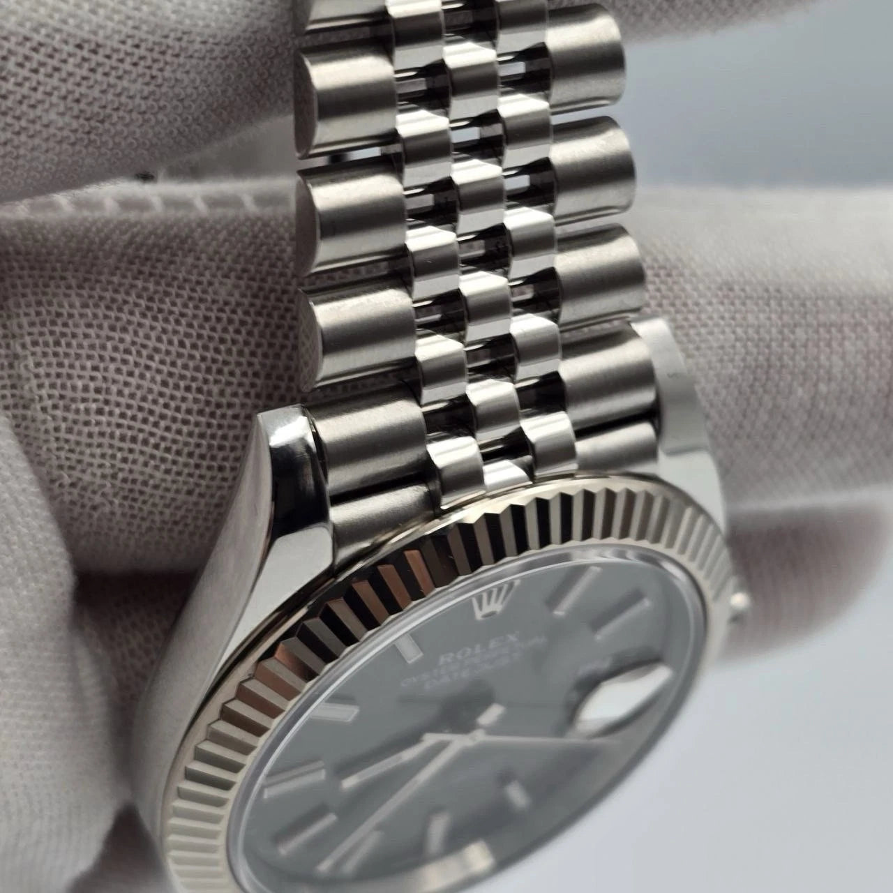 MINT PAPERS 2020 Rolex Datejust 41mm Fluted Bezel Rhodium Jubilee 126334 BOX