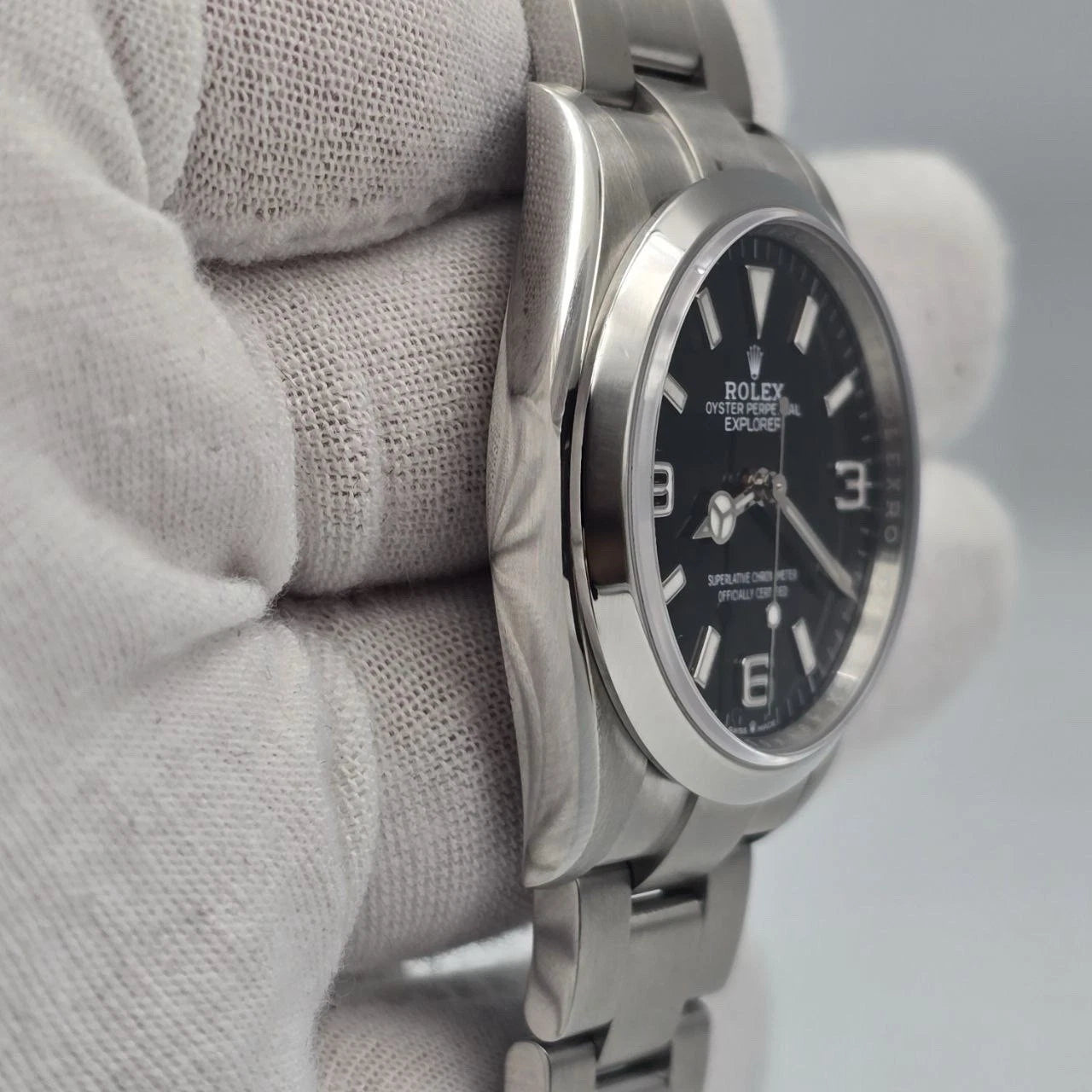 PAPERS MINT 2022 Explorer Black Dial Stainless Steel 36mm Watch 124270 BOX