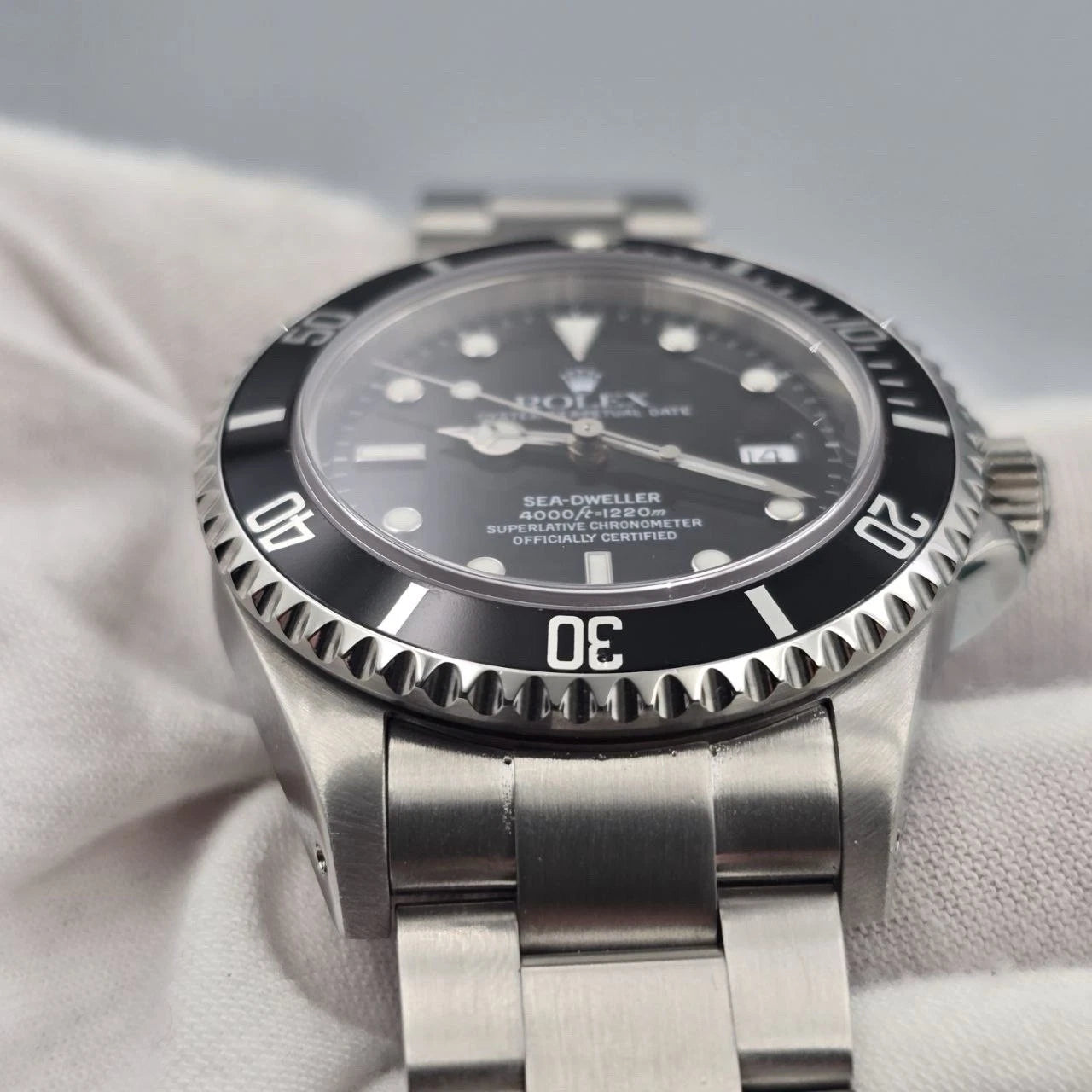 Rolex Sea-Dweller 16600 Stainless Steel Black Dial 40mm Watch