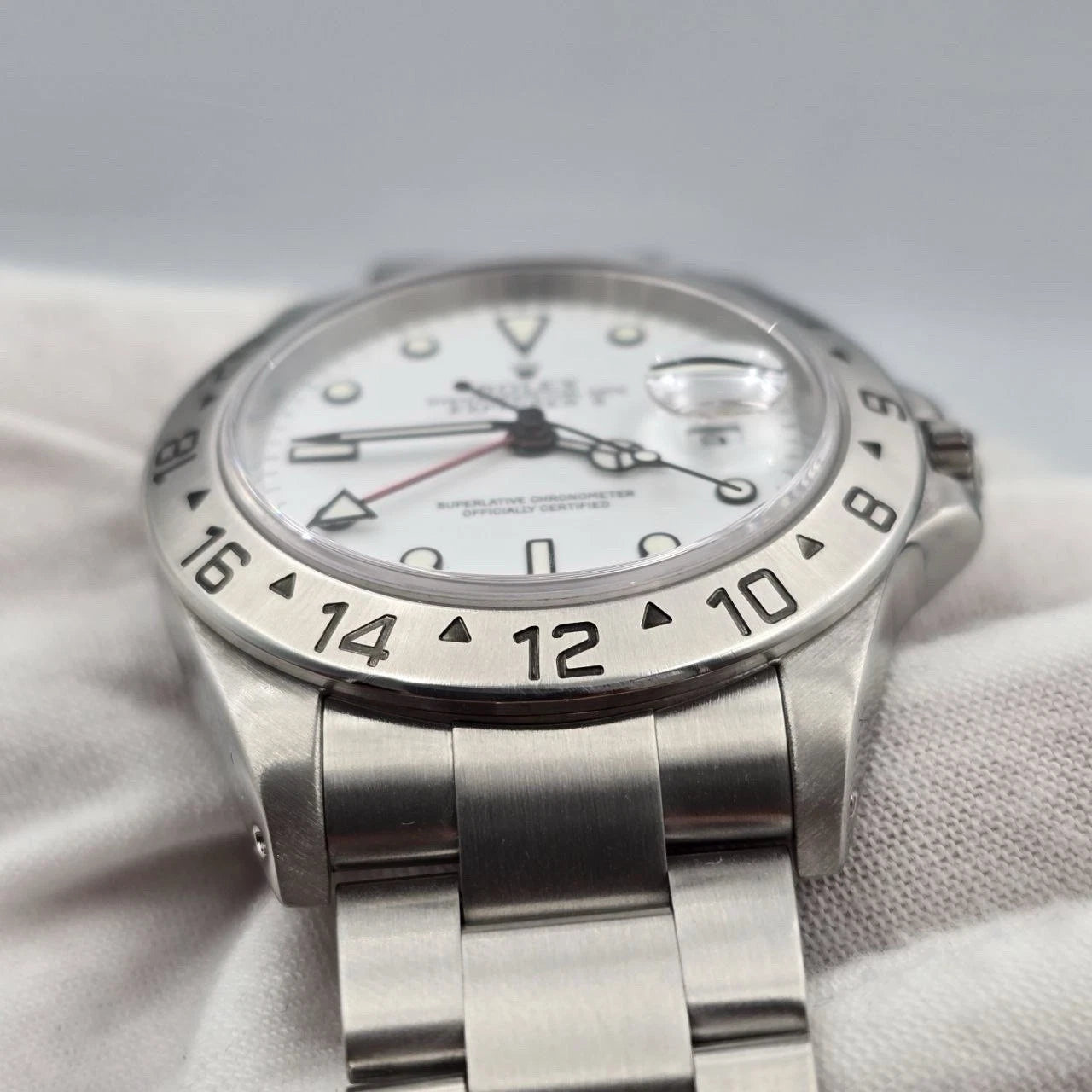 Rolex 16570 Explorer II Polar White Dial Stainless Steel 40mm Watch