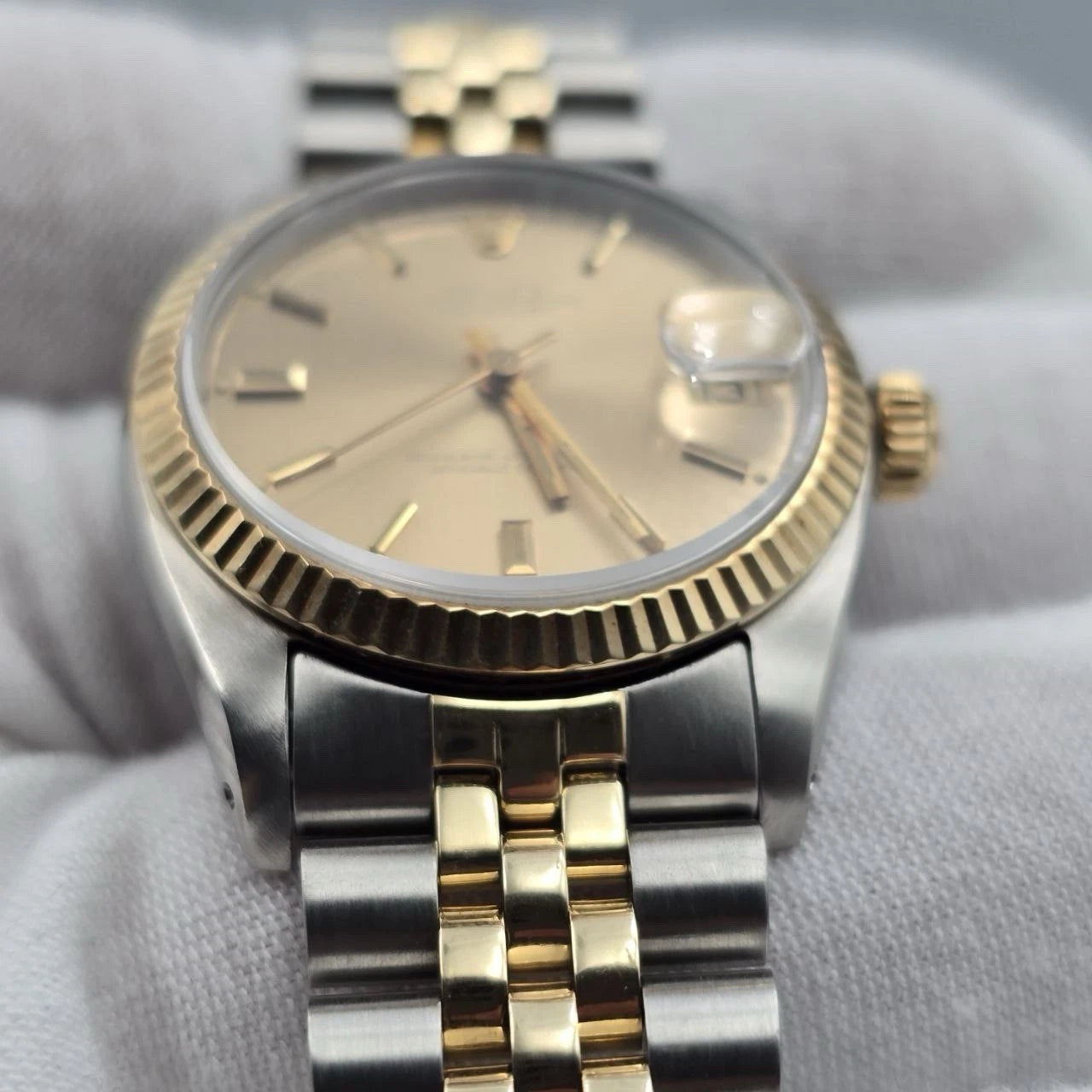 Rolex Datejust Ladies 31mm 18k Two Tone 6827 Champagne Dial Watch
