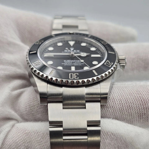 PAPERS 2021 Rolex Submariner No Date Ceramic Stainless Steel 41mm 124060 BOX