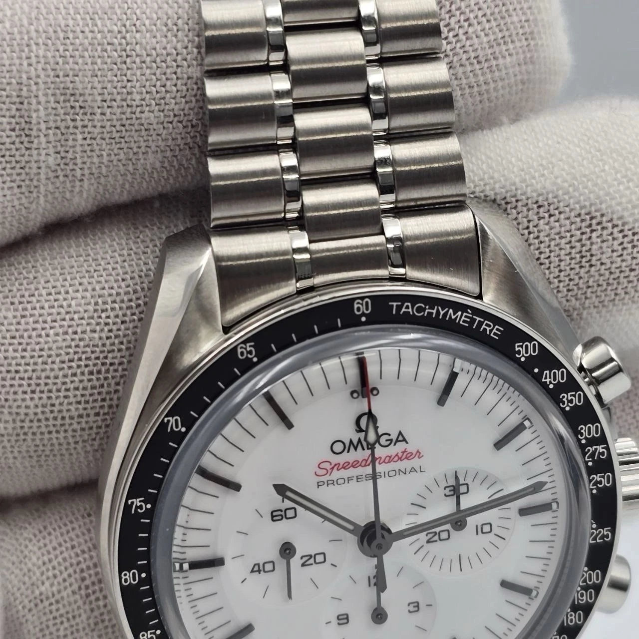 NEW 2025 Omega Speedmaster Professional Moonwatch White Dial 310.30.42.50.04.001