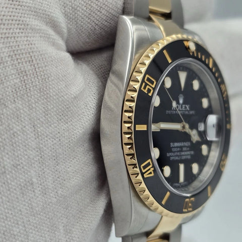 2015 Rolex Submariner Date 40mm 18k Yellow Gold & Steel Black Watch 116613LN B+P