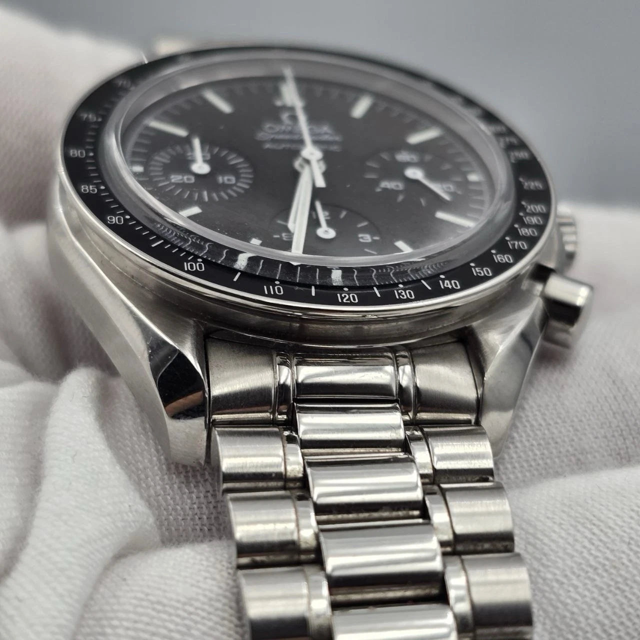 Omega Speedmaster Reduced 39mm Chronograph Automatic 3539.50 Pictogram + Box