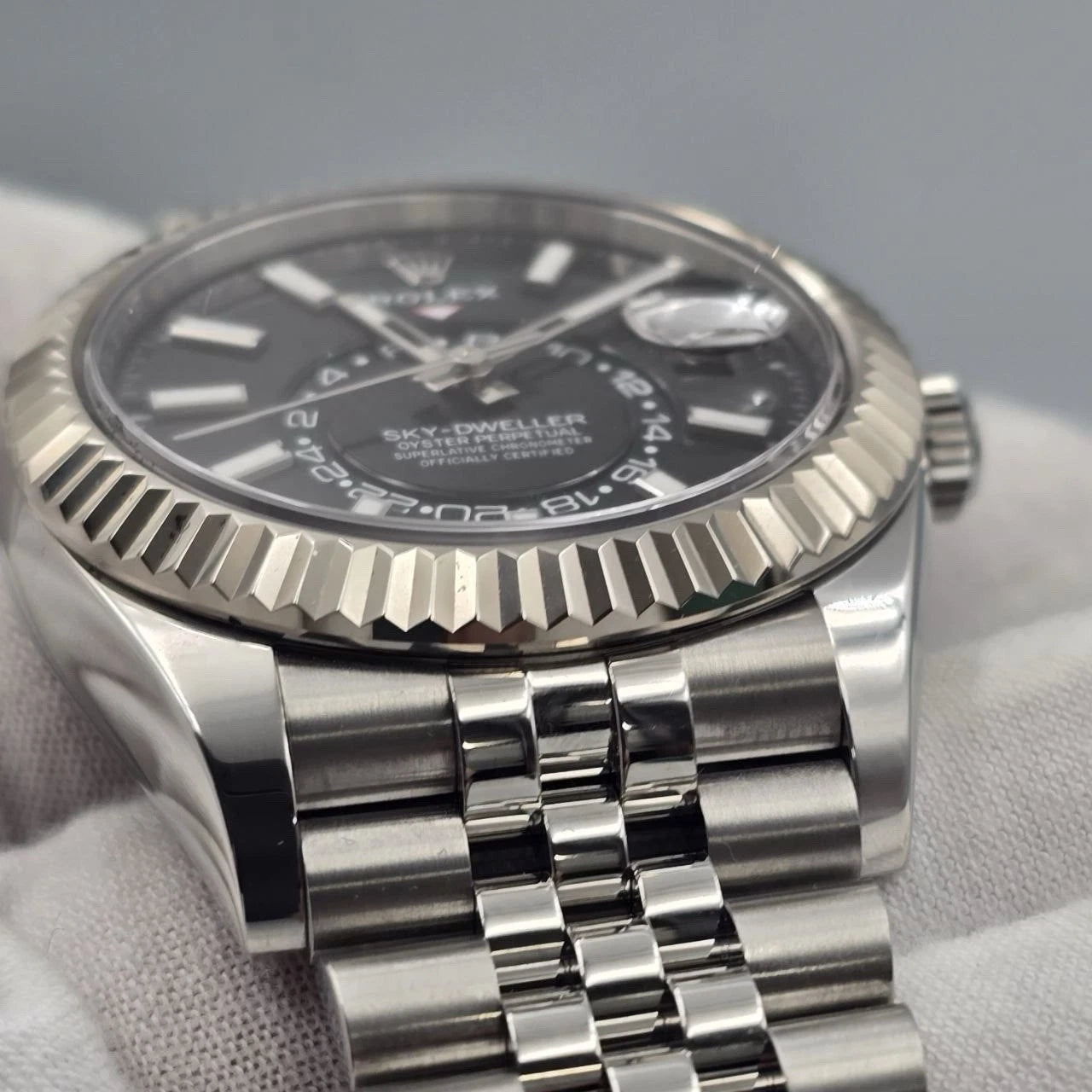 MINT 2024 PAPERS Rolex Sky-Dweller 42mm Black Dial Jubilee Bracelet 336934 BOX