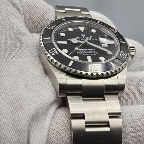 PAPERS MINT 2023 Rolex Submariner 41mm Black Ceramic 126610LN Watch BOX