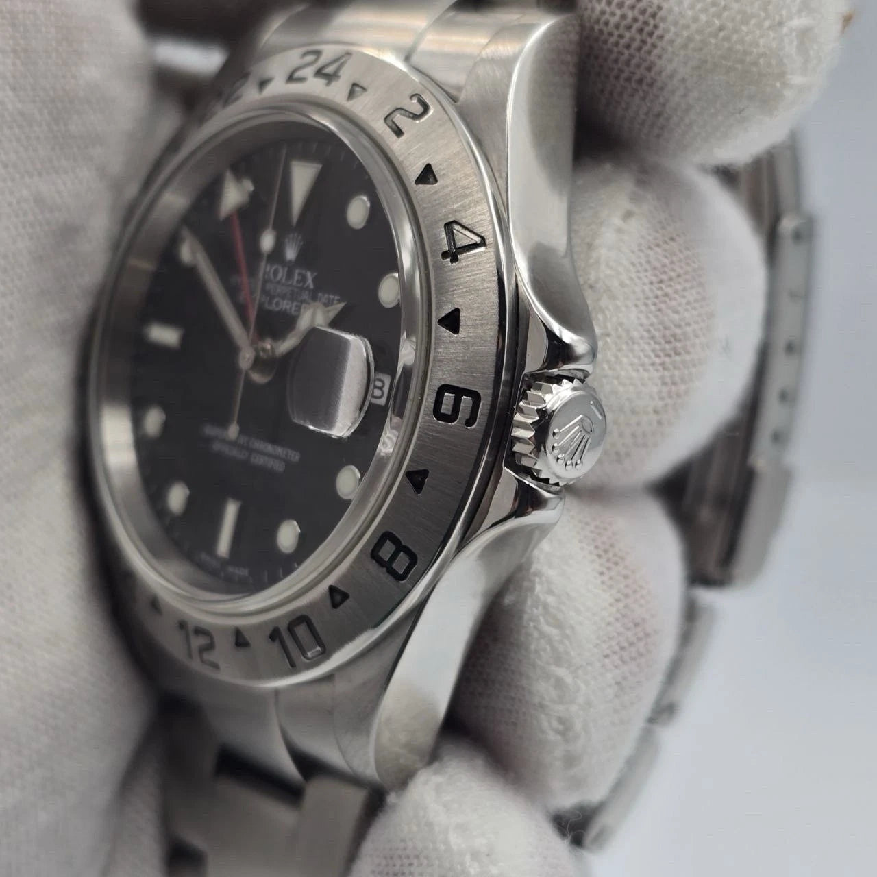 2005 Rolex Explorer II 16570 Steel Black Dial NO HOLES Automatic Date Watch 40MM