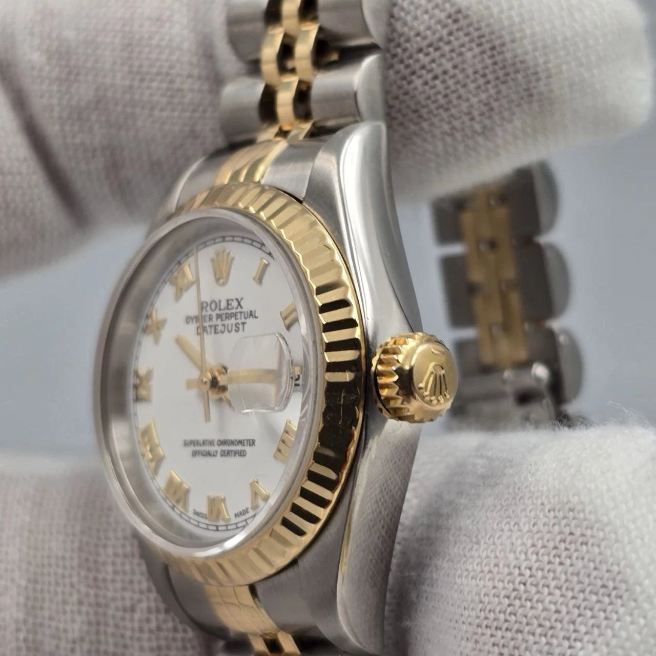 MINT PAPERS Rolex Datejust Gold Steel Fluted White Roman Jubilee 26mm 79173