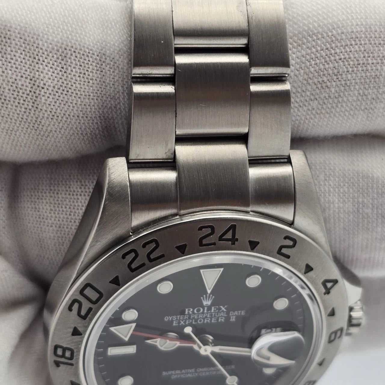 2005 Rolex Explorer II 16570 Steel Black Dial NO HOLES Automatic Date Watch 40MM