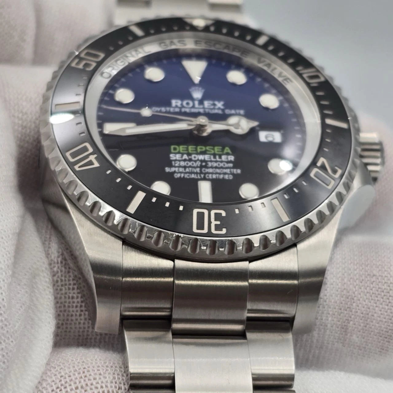PAPERS 2021 Rolex Sea-Dweller Deepsea James Cameron Blue 126660 44mm Watch BOX