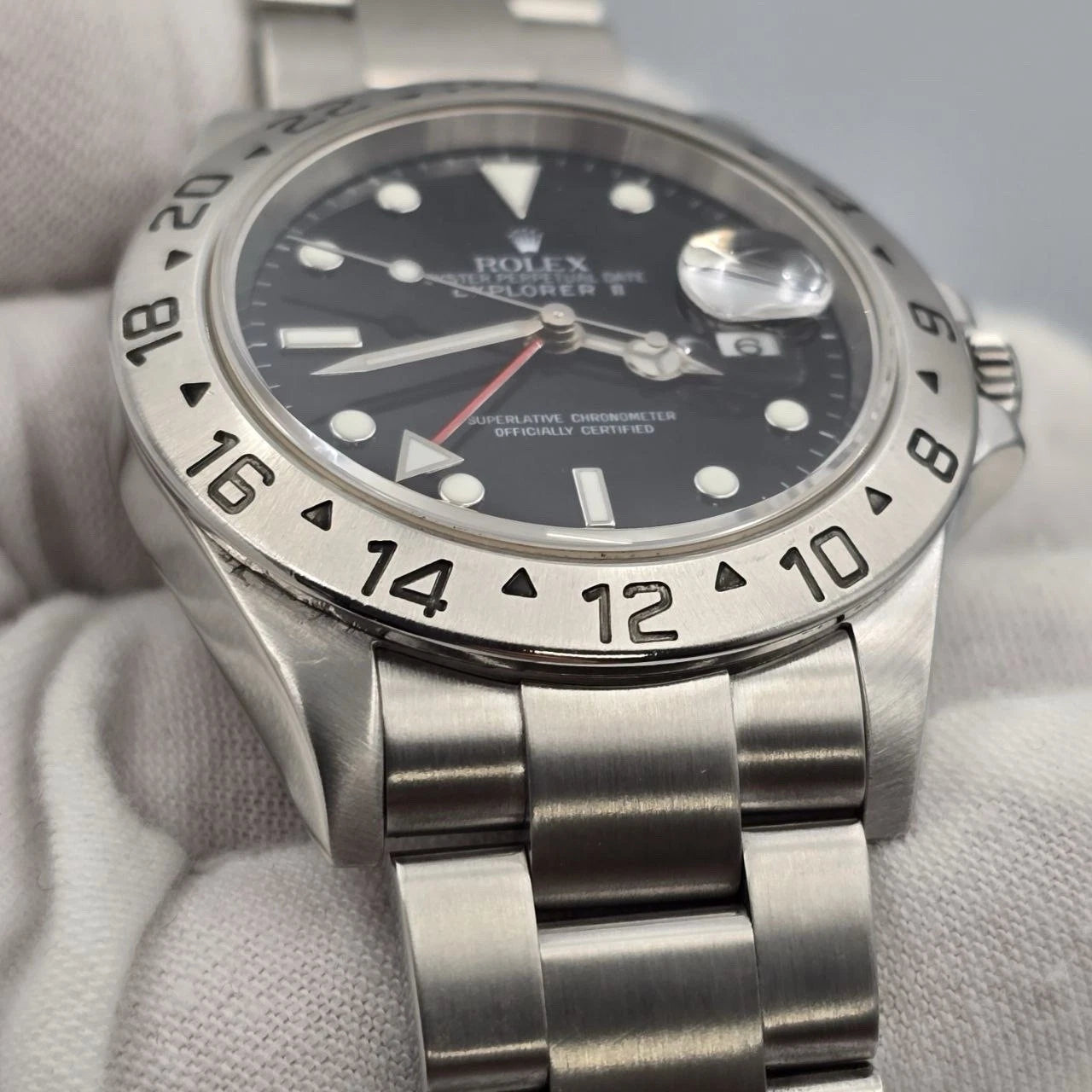 PAPERS 2007 Rolex Explorer II 16570 Black Dial NO HOLES Automatic Watch 40MM