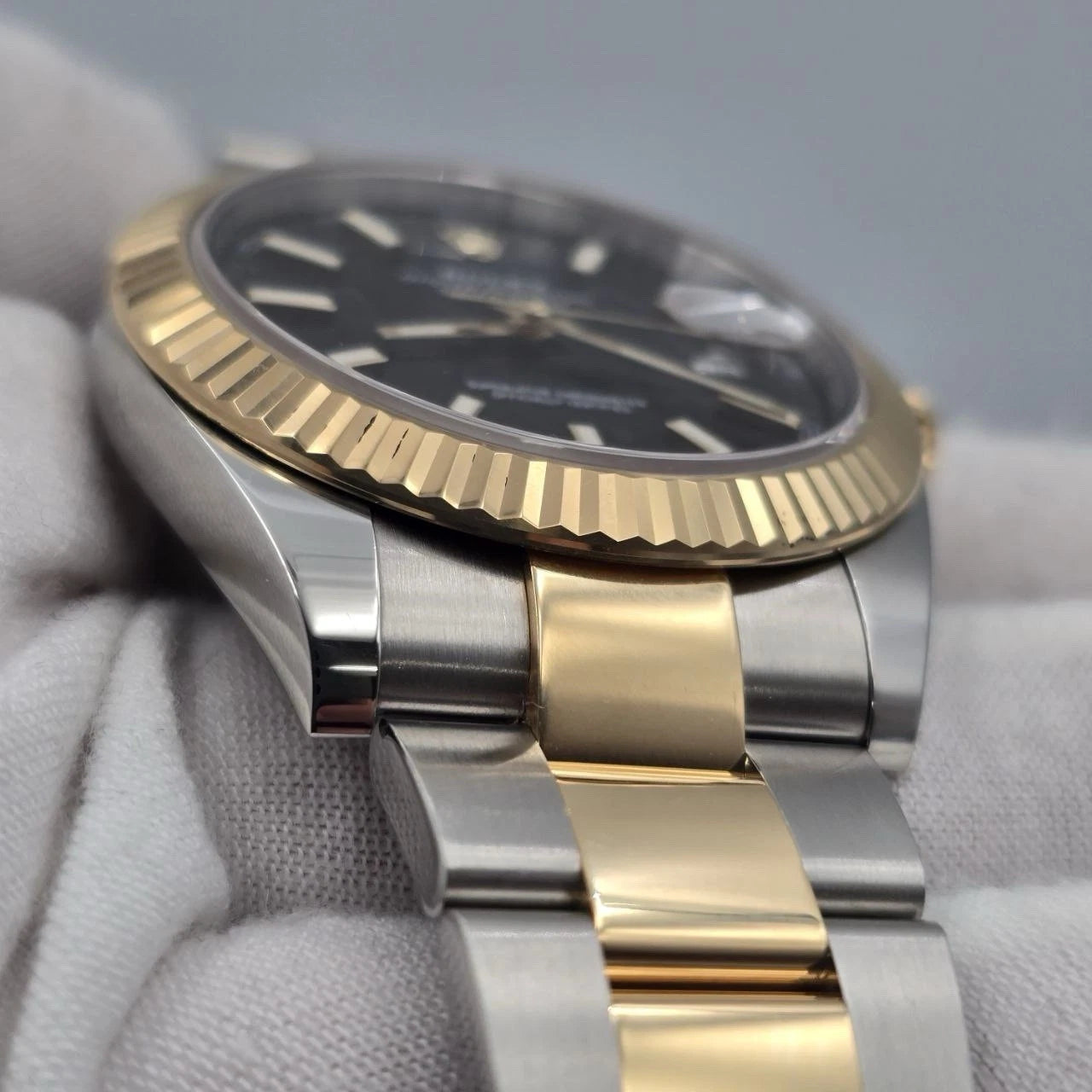 MINT PAPERS 2023 Rolex DateJust 41mm Two Tone Black Dial Oyster 126333 BOX