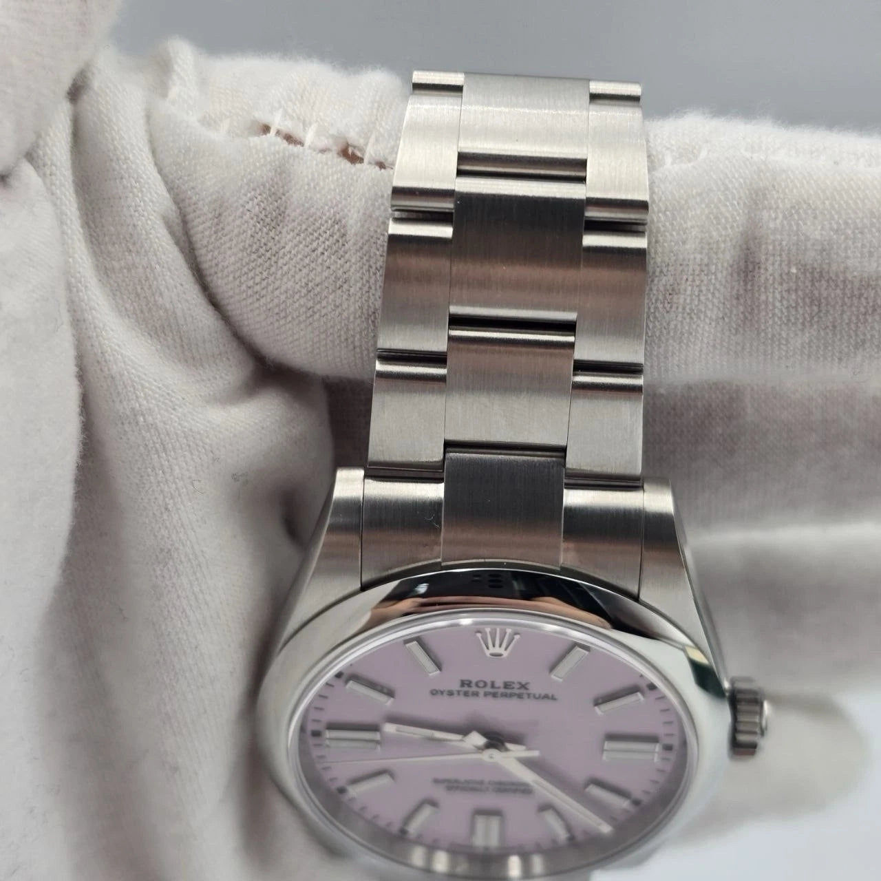 NEW 2026 Rolex Oyster Perpetual Stainless Steel 41mm Candy Pink Dial 134300