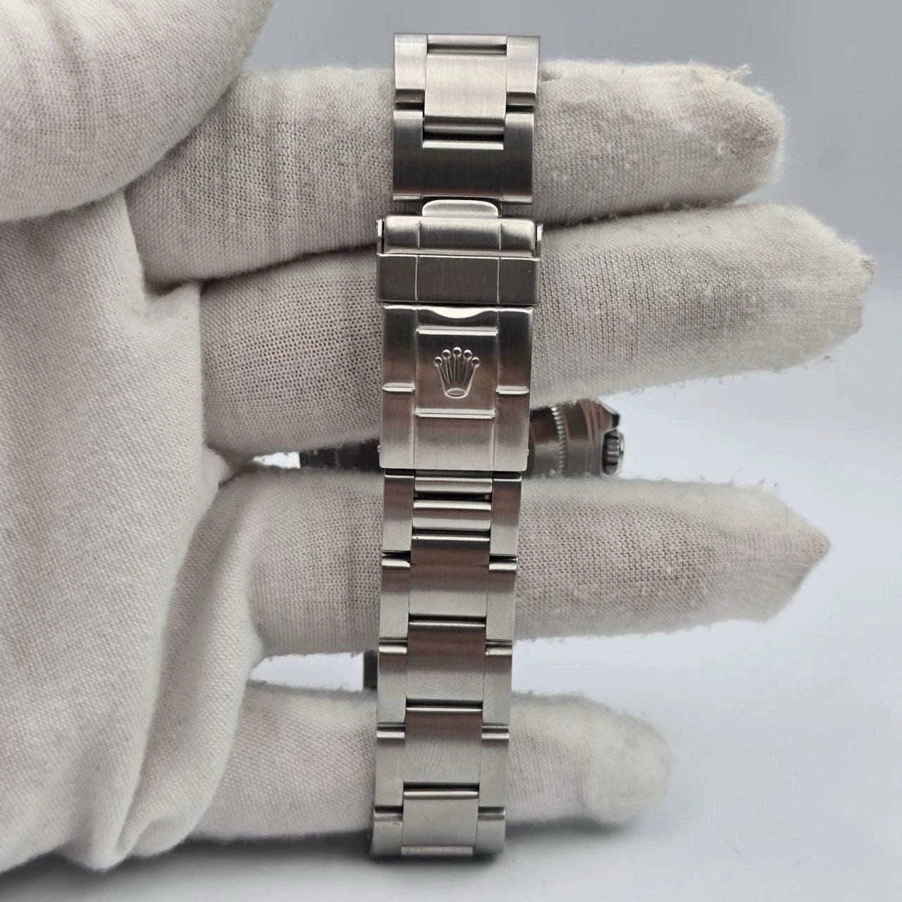 1999 PAPERS Rolex 16570 Explorer II Polar White Dial Stainless Steel 40mm Watch