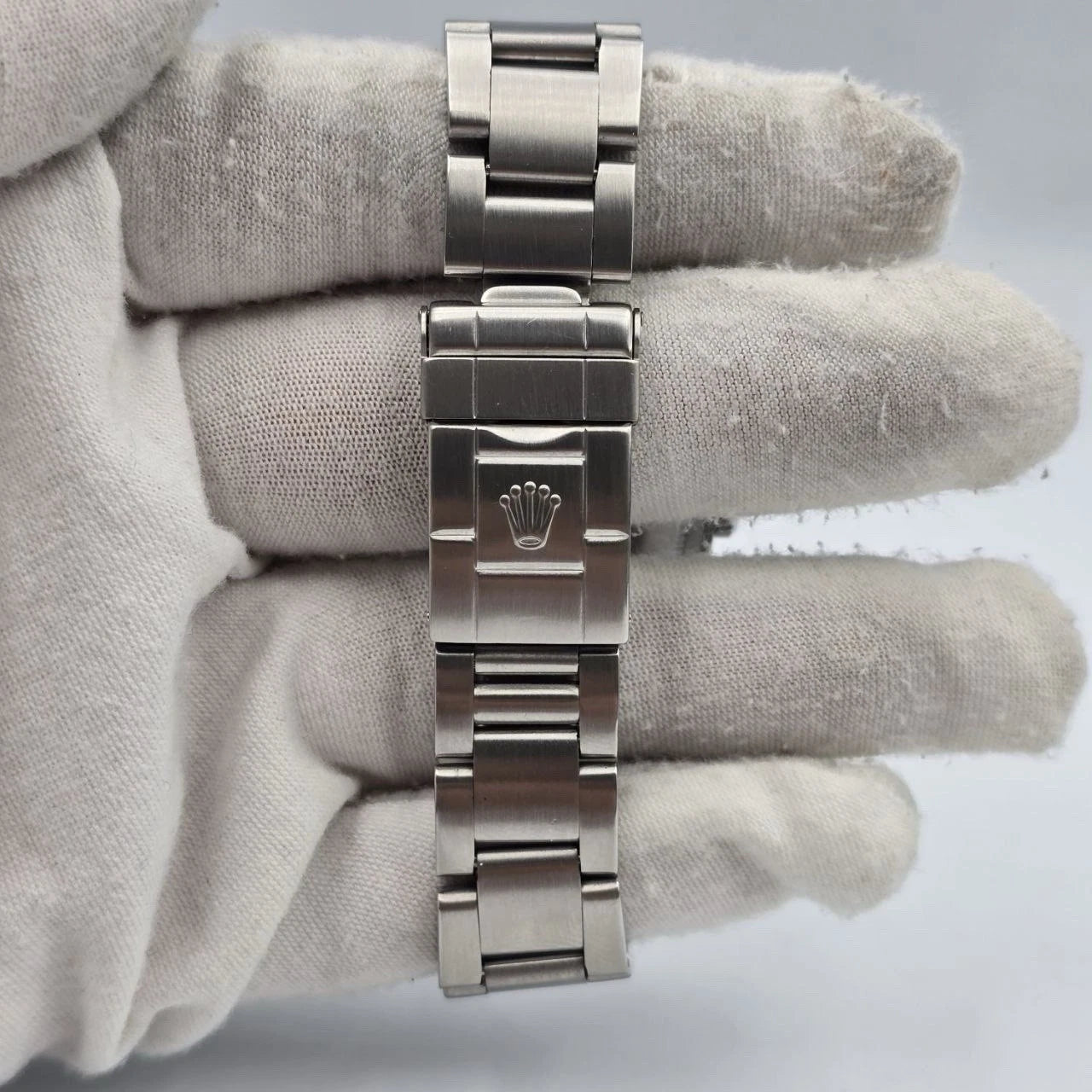 Rolex Explorer 114270 2005 7