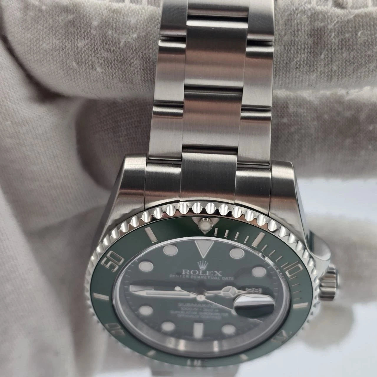 Rolex Submariner Hulk 116610LV
