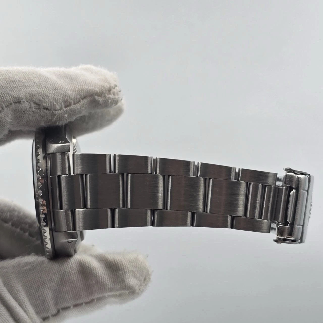 Rolex Submariner Date 16800
